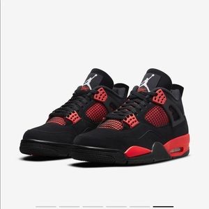 Air Jordan 4 Crimson
